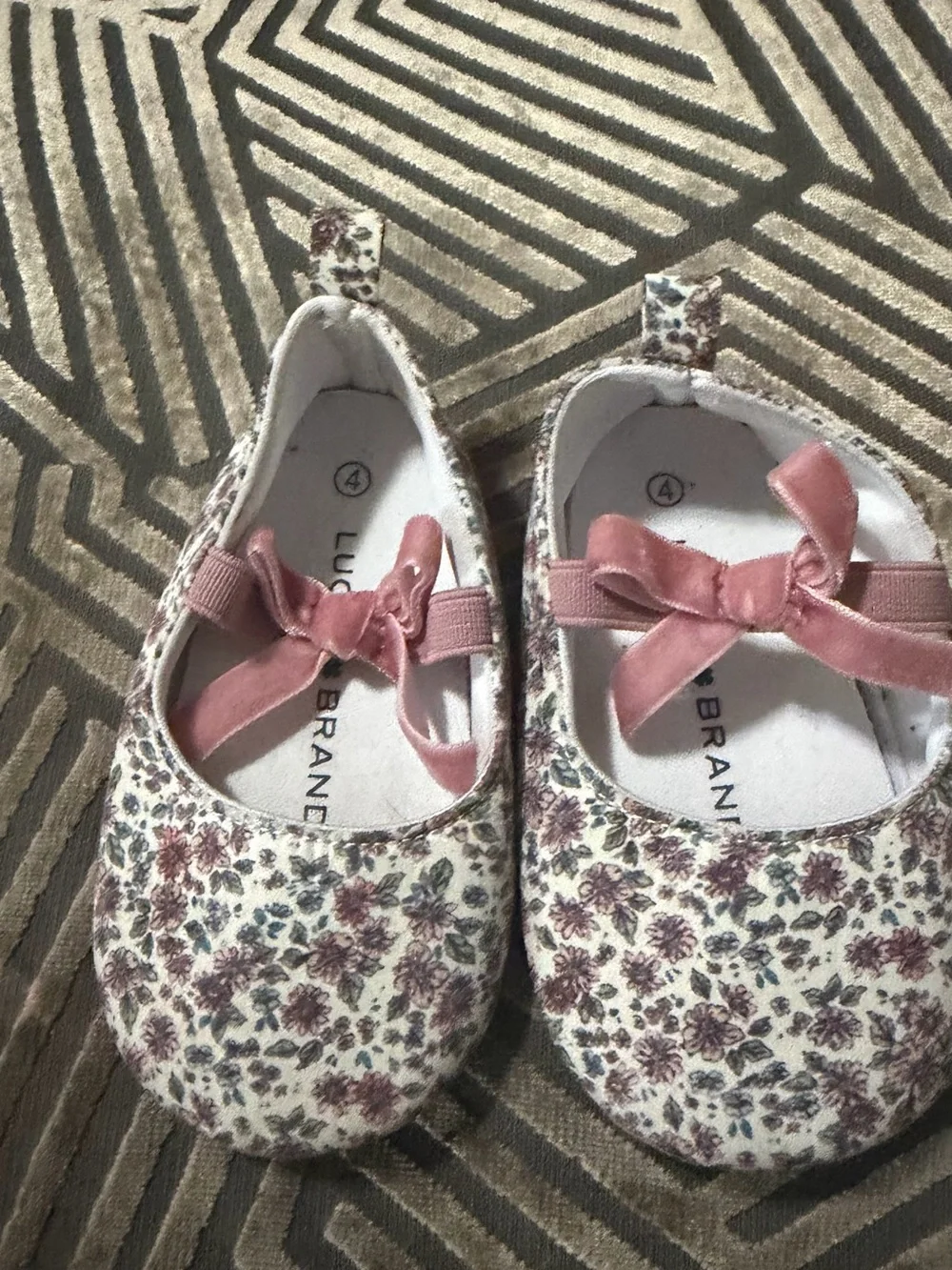 Lucky Brand Pink Floral-Print Kids Slip-Ons